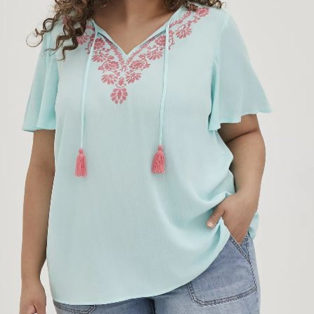 *TORRID* Torrid Crinkle Gauze Blue Green Embroidered Top 2 2X 18/20 - Picture 1 of 6